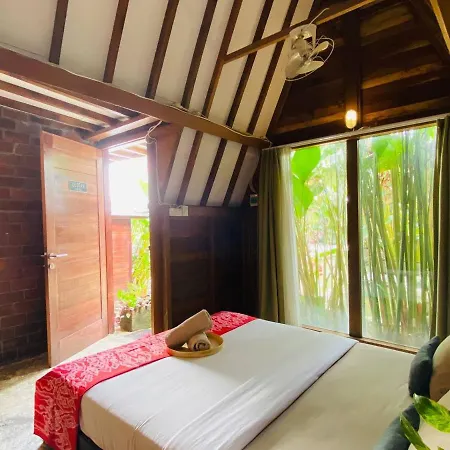 Kampoeng Saya Hotel Seminyak  Exterior photo